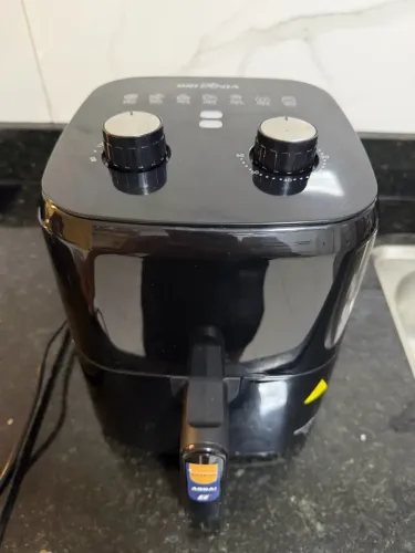 Airfryer Britânia, troco também.