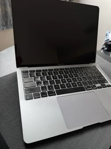 Macbook M1 8gb 256gb