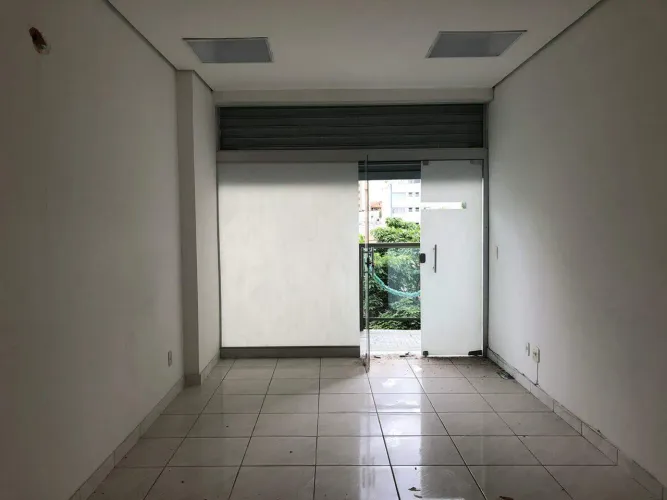 Loja à venda na Frente (Banco Santander) Ouro Preto, BH | 28m², 3 andares, elevador