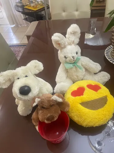 Pelúcias para enfeites e presentes