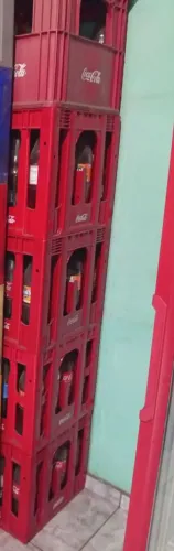 Vendo 10 grades de refrigerante retornável