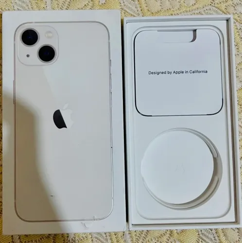 Caixa vazia de iPhone 13