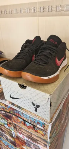 Tênis Nike Kobe AD masculino 