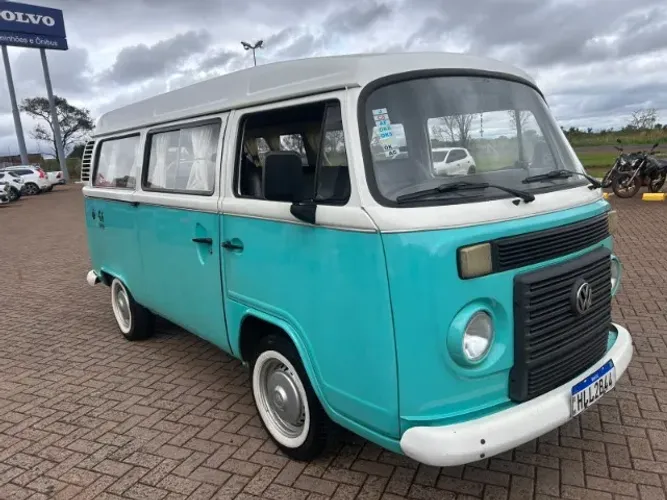 Volkswagen Kombi Standard 1.4 MI Total Flex 8V 2011