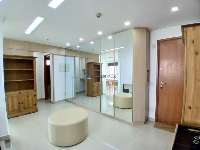 Conjunto Comercial com 02 salas e 02 vagas de garagem