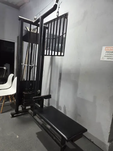 Máquina academia 