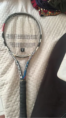 Raquete de Tênis Babolat Pulsar Lite Evolution - Excelente Estado