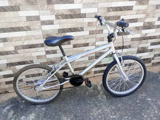 Bicicleta aro 20