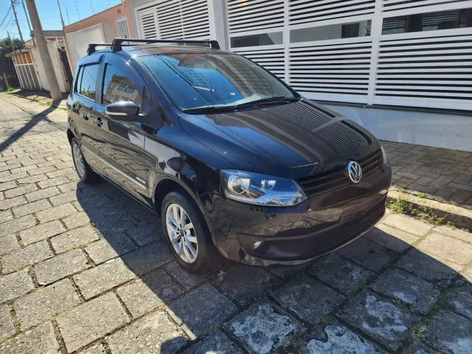 Volkswagen Fox Prime/higli. 1.6 Total Flex 8V 5P 2014