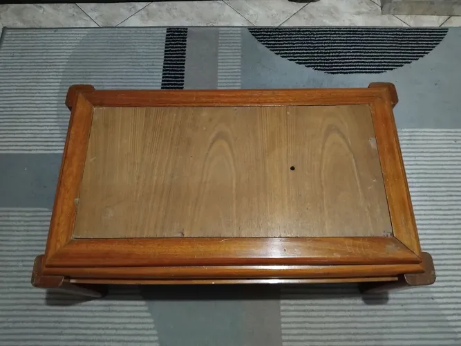 MESA CENTRO DE SALA DE MADEIRA 53 de largura X 90 cm de comprimento X 30 cm de altura