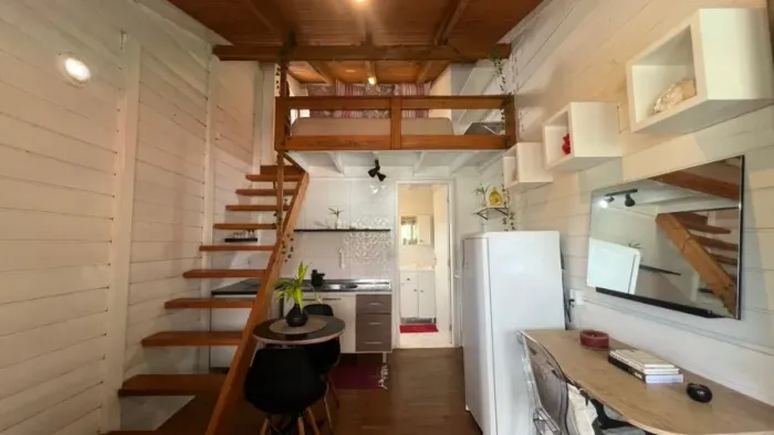 Condomínio com Lofts na Praia do Moçambique, 1 quarto, 1 bwc, a partir de R$ 1.800,00