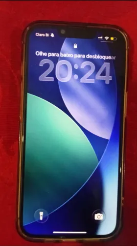 iPhone 16e, Bateria 100%