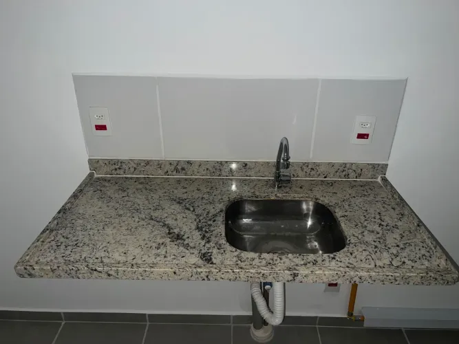 Pia com Cuba inox e torneira 