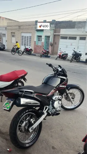 Falcon 400 2007 conservada