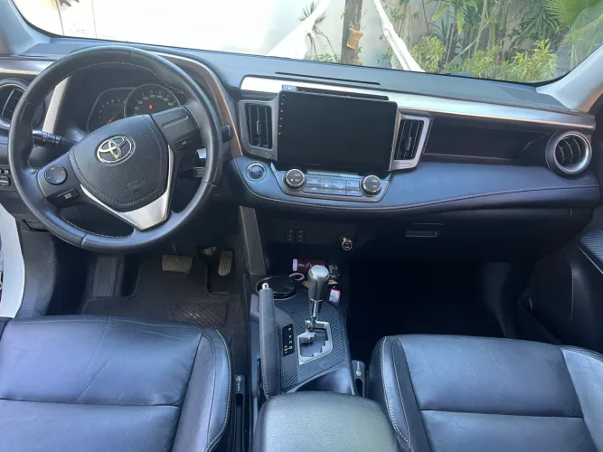 Toyota RAV4 2.0 4X4 16V Aut. 2014