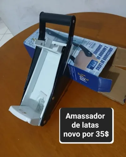Amassador de lata