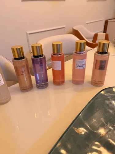 BODY SPLASH?S VICTORIA SECRET?S