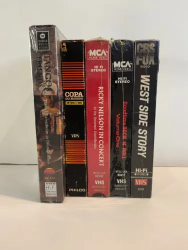 FITAS EM VHS LACRADAS TÍTULOS VARIASDOS - ANTIGAS - COLECIONADORES