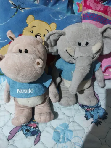 Coleção de pelúcia da Nestlé 