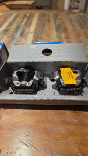 Pedal de Encaixe Shimano PD-M520 (Novo na Caixa / Original)
