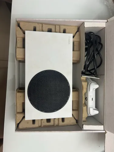 XBOX SERIES S 512GB + 1 CONTROLE