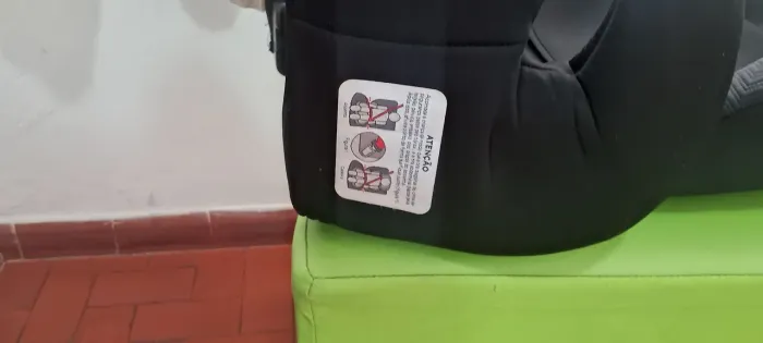 Cadeira de bebe ( carro)