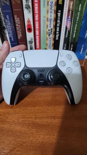 Controle PlayStation 5 (Dualshock 5)