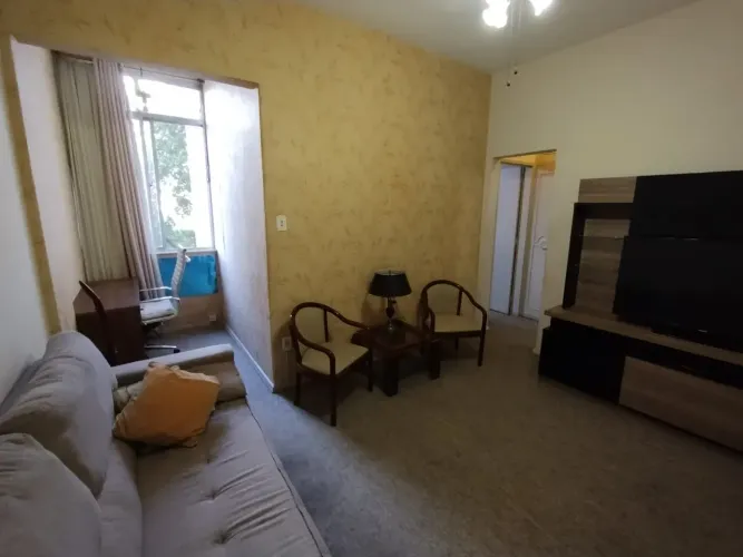 Excelente Quarto e sala com garagem na Tijuca - LOCAÇÃO
