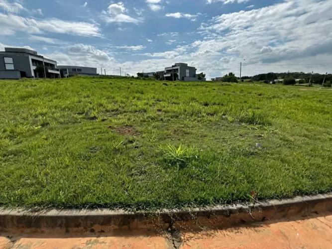 Terreno à venda no Condomínio Vista Jardim em Nova Odessa/SP