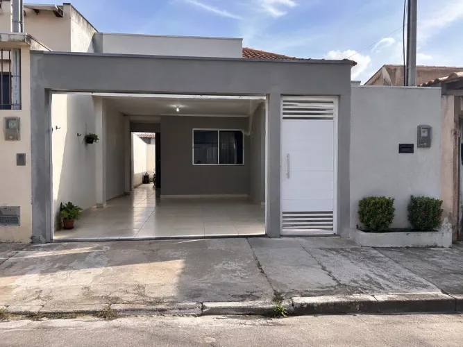 Casa no Manoel Sátiro a venda