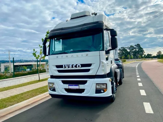 Caminhao Iveco 6x2 Automatico 2014 Baixo Km