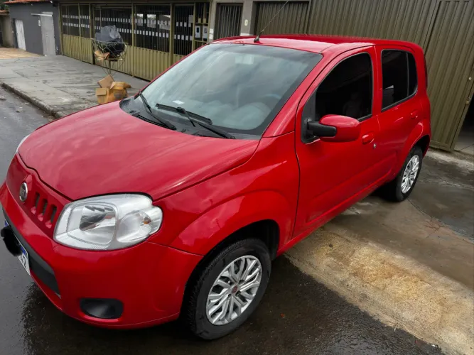 Fiat Uno Vivace Celeb. 1.0 EVO F.flex 8V 5P 2012
