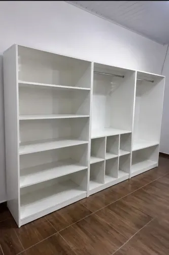 Closet modular em MDF branco