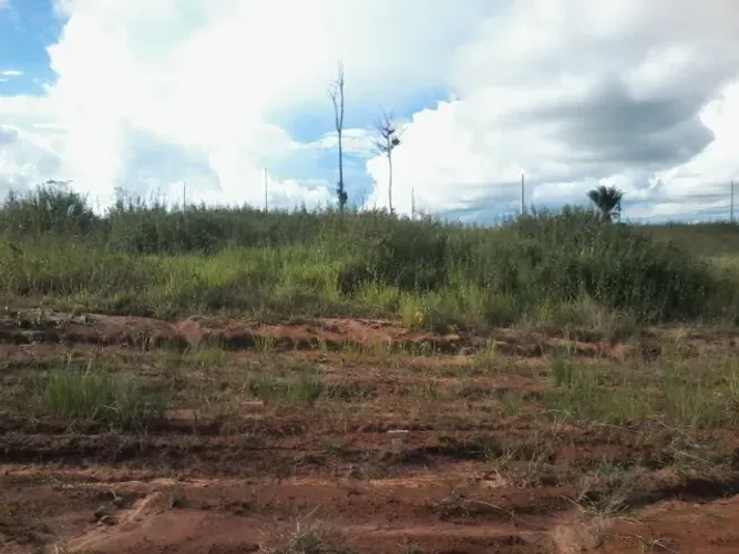 VENDO TERRENO NO LOTEAMENTO MONITORADO