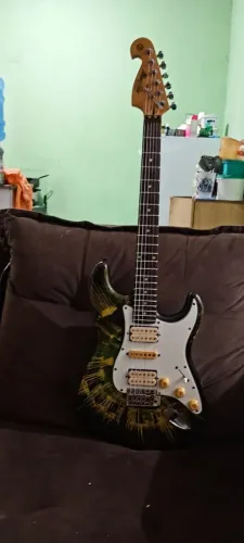 Gutarra super strato e clube baby