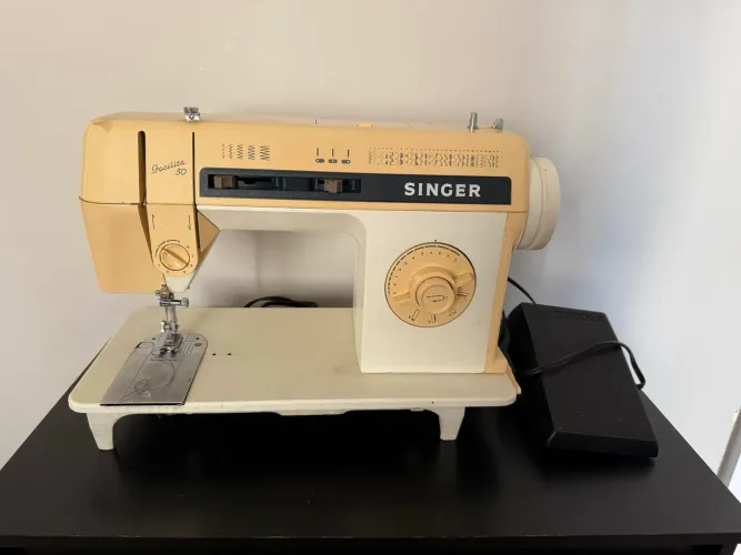 Máquina de costura Singer Facilita 30