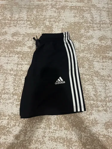 Short adidas