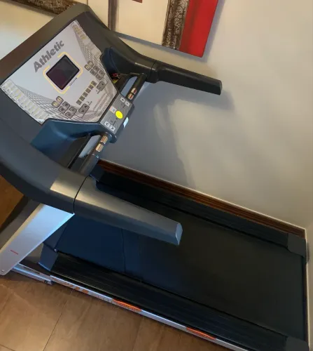 Esteira Ergométrica Athletic Advanced 3300EE Extteme