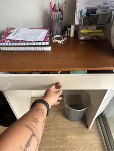 Escrivaninha Multifuncional com Gaveta e Puxador Cromado para Estudo, Quarto ou Es