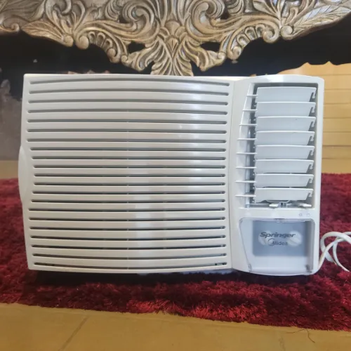 Ar de janela gaveta 12.000 quente e frio