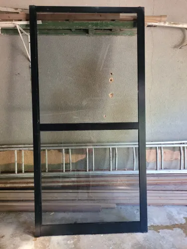 Porta de alumínio e vidro, de correr, um módulo de 1,06 X 2,12 X 5