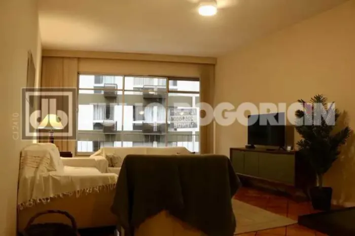 Apartamento : Padrão / Residencial / Copacabana