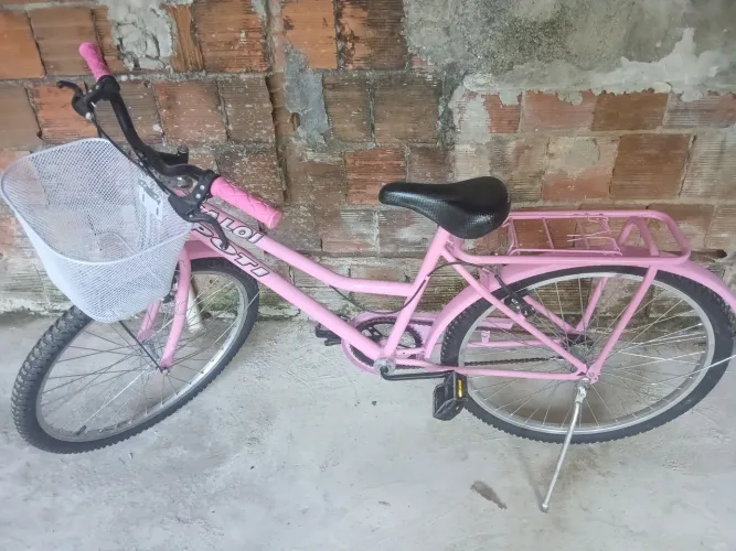 Bicicleta feminina semi nova