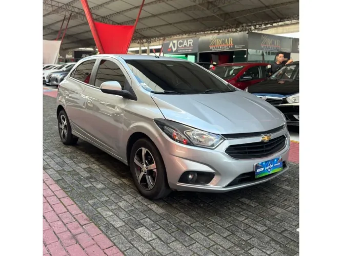 Chevrolet Onix Hatch LTZ 1.4 8V Flex Aut. 4P 2018