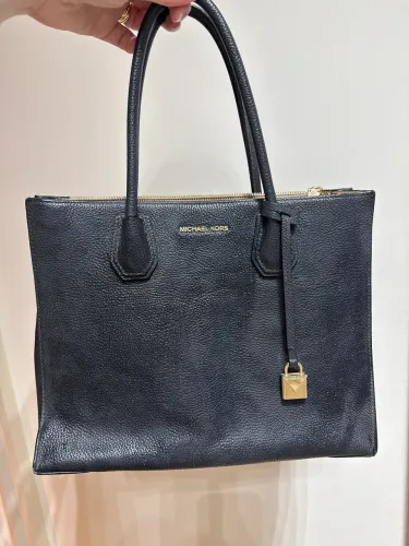 Bolsa Michael Kors preta 