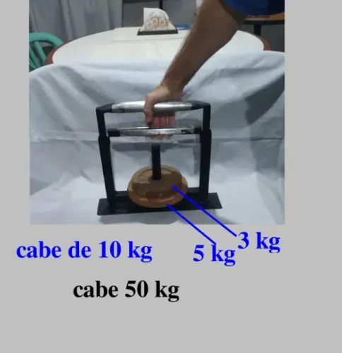 aparelho para treinar mão.
