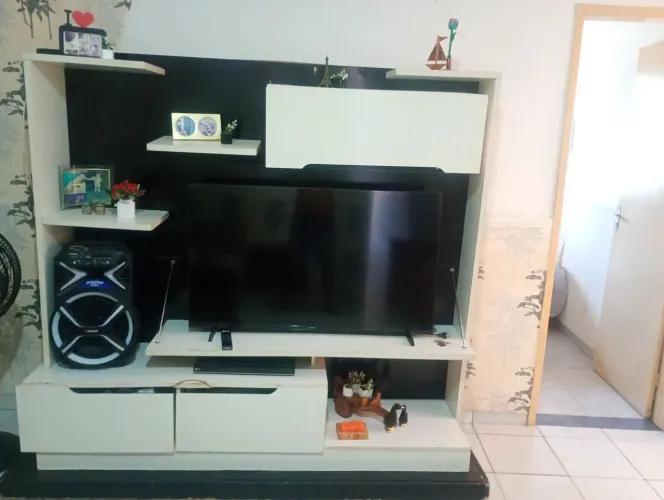 Vendo estante: aproveite a oportunidade!