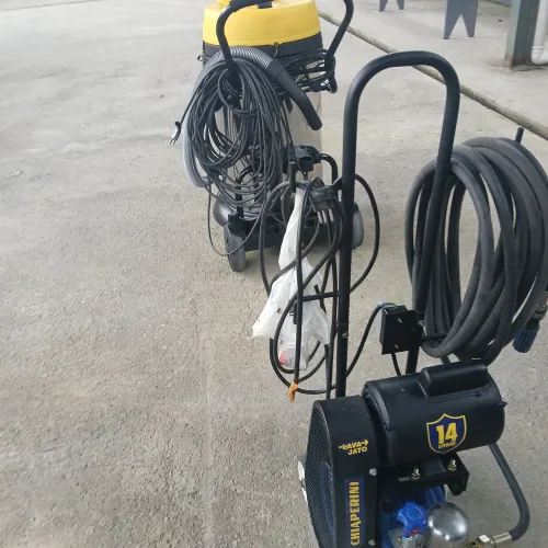 Lavadora para lava rápido e Aspirador de pó