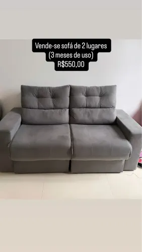Vende-se sofá de dois lugares retrátil e reclinável