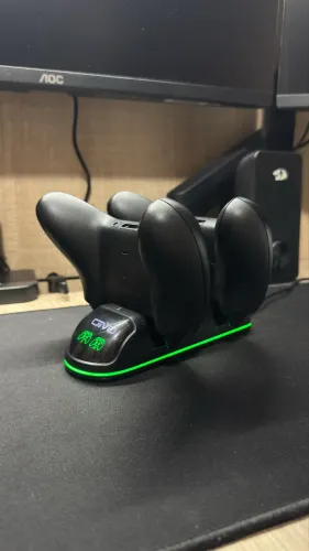 BASE CARREGADORA + 2 BATERIAS PARA XBOX SERIES S/X